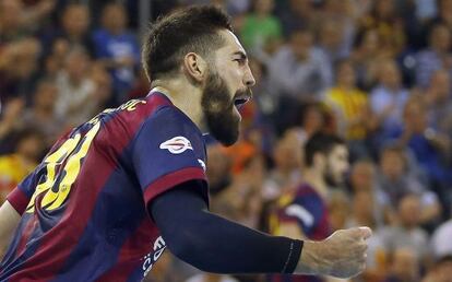 Karabatic celebra uno de sus goles ante el Zagreb.