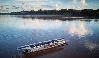 Una de las barcas solares que Nantu quiere implantar en todo el río.