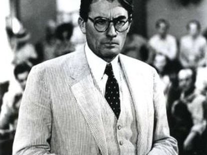 Gregory Peck como Atticus Finch (potagonista de 'Matar a un ruiseñor' y 'Go set a Watchman') en la adaptación de la primera.