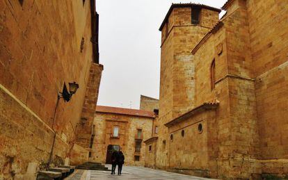 Plaza de San Benito, en Salamanca, donde se conservan casas históricas de la antigua nobleza, como las de los Maldonado y los Solís.