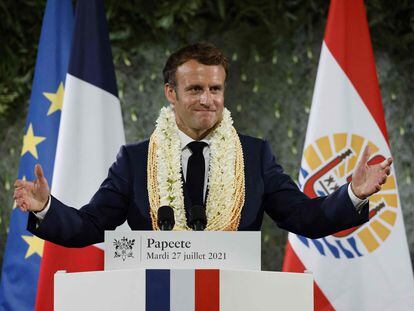 El presidente francés, Emmanuel Macron, durante el discurso en Papeete, Tahití, en el que reconoció la "deuda" de Francia con la Polinesia gala, el 27 de julio.