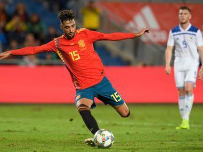 La selección, fundida en la Liga de las Naciones tras la victoria de Inglaterra ante Croacia, vence sin gracia a la débil Bosnia con un gol de Brais Méndez en un partido con muchos novatos