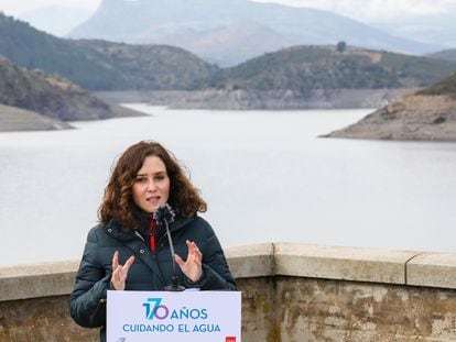 Isabel Díaz Ayuso, este lunes 20 de diciembre en el embalse de El Atazar.