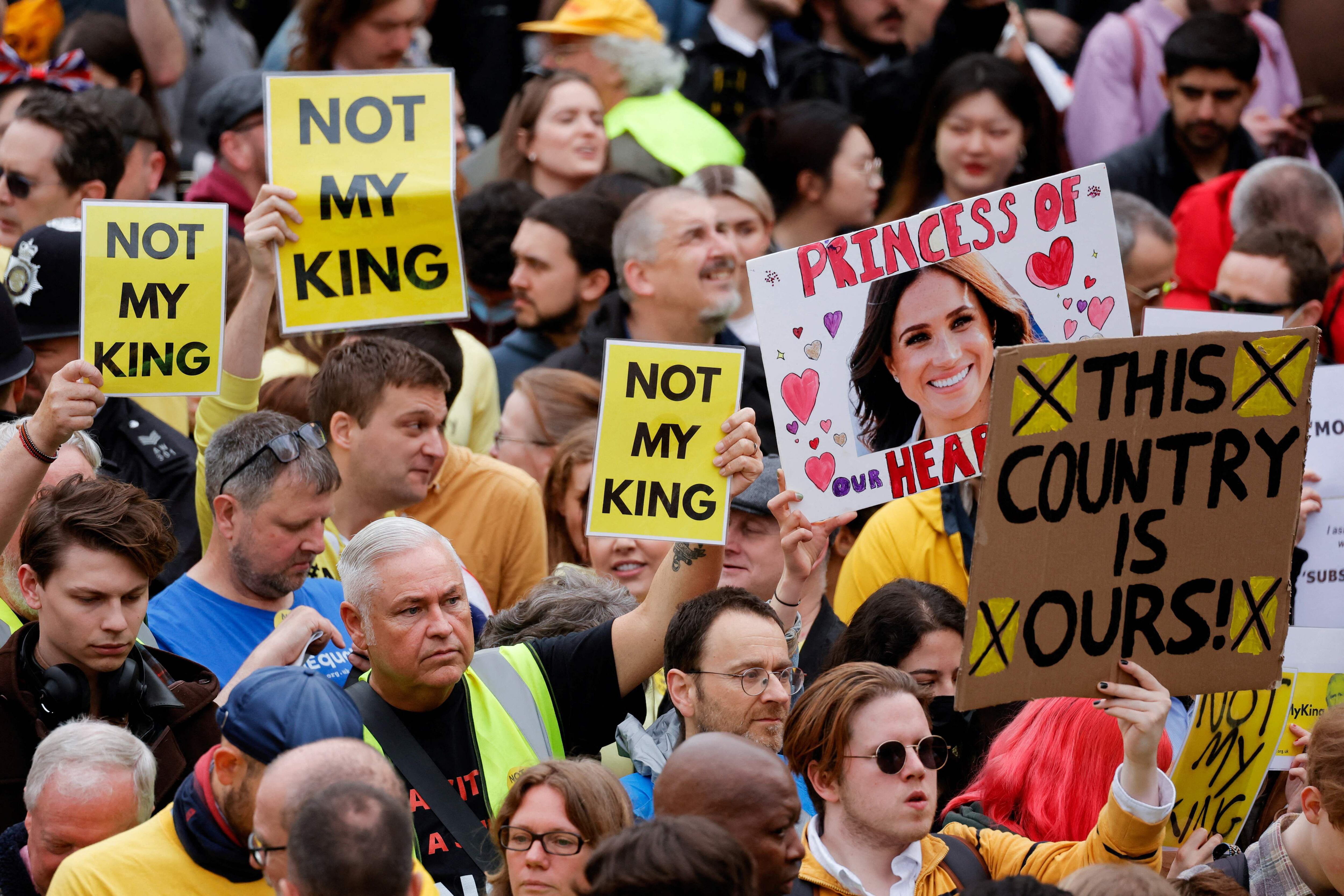 Manifestación del movimiento republicano No es mi Rey, en las calles de Londres. 