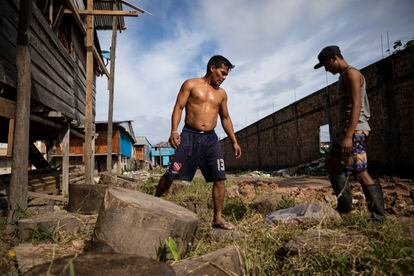 Los asentamientos humanos Iván Vásquez y 21 de Septiembre llevan tiempo luchando para reivindicar el derecho al agua potable y al alcantarillado en Punchana.