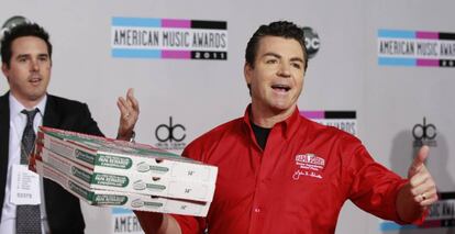 John Schnatter, fundador y ex presidente y consejero delegado de Papa John&rsquo;s Pizza, en una gala de los American Music Awards.