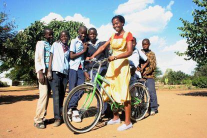 'Mozambikes' es una iniciativa para garantizar el acceso a movilidad de las poblaciones mozambiqueñas. 