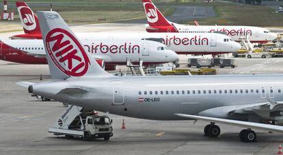 Un avión de Niki en el aeropuerto de Berlín.