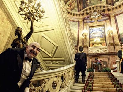 Interior del Palacio de Linares de Madrid durante la celebración del "día de difuntos", en 2010.