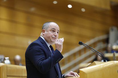 PSOE deputy Emilio Sáez, this Tuesday during his speech in the Plenary Session of Congress, this Tuesday.