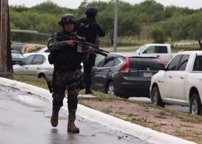 Elementos del Ejército en las calles de la ciudad fronteriza de Reynosa (Estado de Tamaulipas), en mayo de 2014.