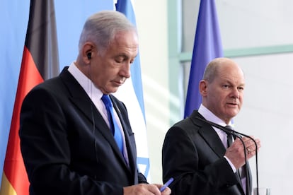 Netanyahu (izquierda) y Scholz, este jueves en Berlín.