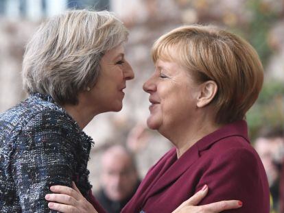 May y Merkel, en noviembre.