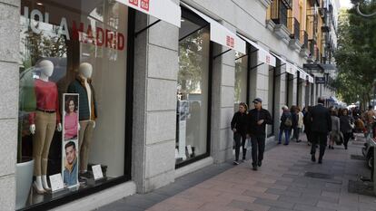 Escaparate de una tienda de ropa en Madrid.