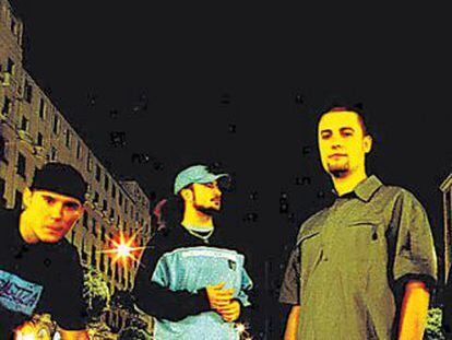 El grupo de rap zaragozona Violadores del verso en 2004.