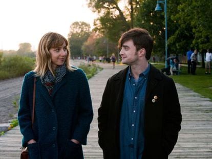 Daniel Radcliffe y Zoe Kazan en &#039;M&aacute;s que amigos&#039;