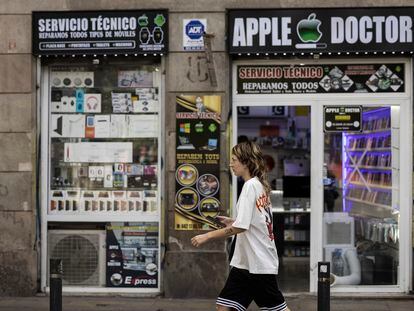 Apple Doctor en la calle Sant Pau.