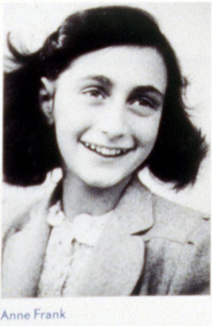 Ana Frank, autora de 'Diario', en el que narraba su reclusión y la de su familia para escapar de los escuadrones de la muerte nazis en Ámsterdam.