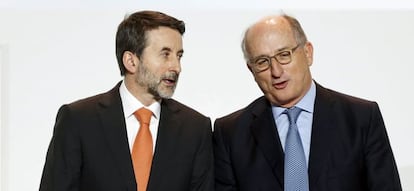 Josu Jon Imaz, consejero delegado de Repsol y Antonio Brufau, presidente no ejecutivo, en una imagen de archivo.