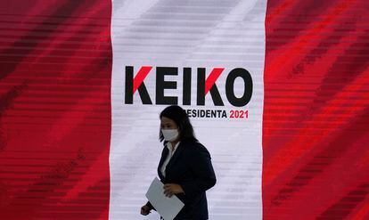 La candidata a la presidencia de Perú Keiko Fujimori durante la rueda de prensa en la que pidió la impugnación de medio millón de votos, el miércoles en Lima.
