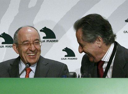 Miguel Ángel Fernández Ordoñez (izquierad)y Miguel Blesa hoy durante la celebración del IX Encuentro Financiero Internacional