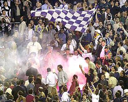 Zona de la tribuna de Chamartín donde cayó la bengala.