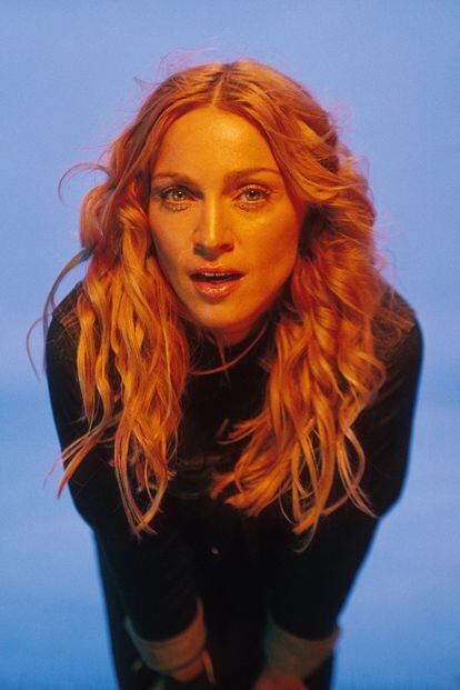 Madonna durante la grabación del videoclip de ‘Ray of Light’.