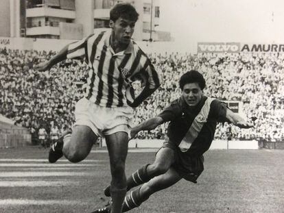 Luis Márquez, en un partido con el Real Betis.