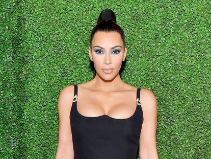 Kim Kardashian en la presentación de su nueva línea de cosméticos KKWxMario en Beverly Hills.