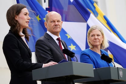 Finnish Prime Minister Sanna Marin (left), German Chancellor Olaf Scholz, and Swedish Prime Minister Magdalena Andersson during the press conference after their meeting in Meseberg, Germany.