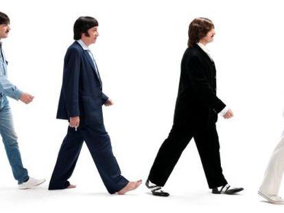 La banda tributo Abbey Road imita la famosa foto de Los Beatles.