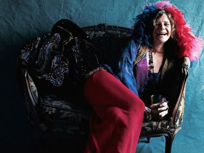 Janis Joplin, en la sesión fotográfica que ilustraría su álbum póstumo 'Pearl', de 1971.