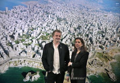 Los artistas libaneses Joana Hadjithomas y Khalil Joreige, en el IVAM.