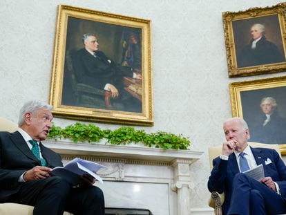 Andrés Manuel López Obrador y Joe Biden, durante su encuentro en el Despacho Oval de la Casa Blanca, el 12 de julio de 2022.