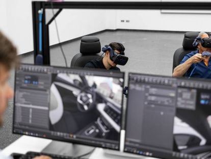 Audi usa la realidad virtual para ver el interior del vehículo.