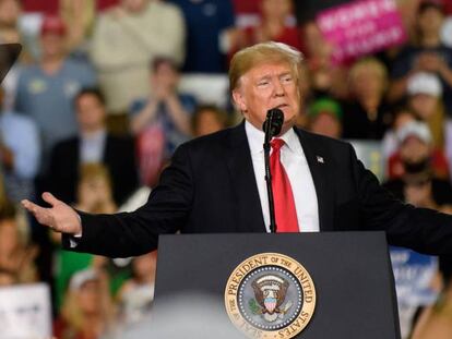 Donald Trump, ayer 10 de octubre durante un m&iacute;tin electoral en Pennsylvania.