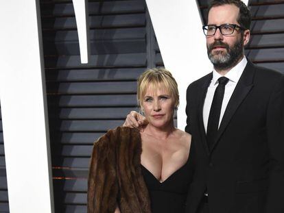 Patricia Arquette y Eric White, el la fiesta post Oscar de 2017. 