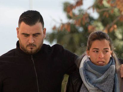 Los padres de Julen, José Roselló y Victoria García, este lunes en los juzgados de Málaga.