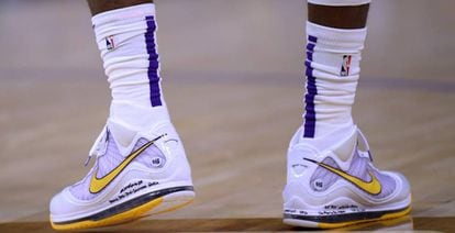 Detalle de las zapatillas del jugador de la NBA Lebron James, imagen de Nike.
