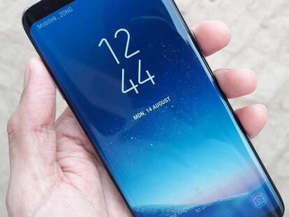 Cómo personalizar en los Samsung Galaxy el reloj de la pantalla de bloqueo