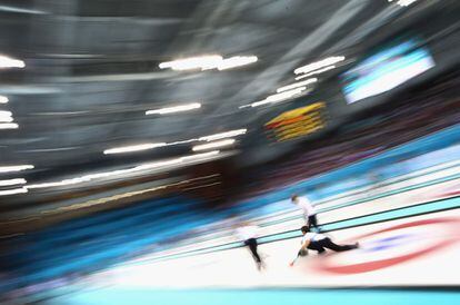 El británico Vicki Adams durante la prueba de Curling