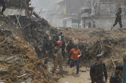 Los estragos de las torrenciales lluvias en Brasil, en imágenes |  Internacional | EL PAÍS