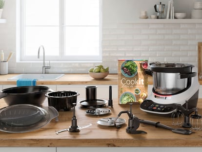 Todos los accesorios que incluye el robot de cocina Cookit para mezclar, amasar o moler los alimentos. BOSCH.