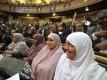 Diputadas del Partido Libertad y Justicia (PLJ) en el Parlamento egipcio.