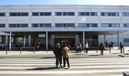 Façana principal de l'Hospital de Mataró.