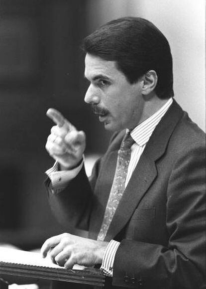 José María Aznar durante su intervención en el debate del estado de la nación de 1994.