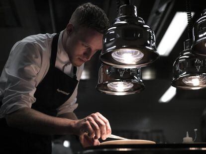 El chef Andreas Rieger, del restaurante einsunternull, en Berlín.