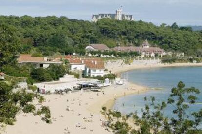 La playa de los Peligros y la de la Magdalena, en Santander.