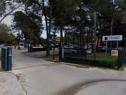 Entrada de la escuela Viaró, en Sant Cugat del Vallès.