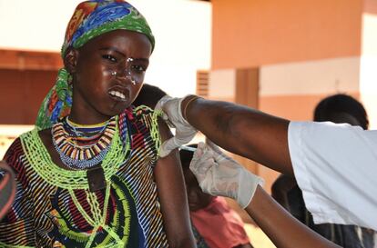 Campaña de vacunación contra la meningitis en África. Foto:WHO/R. Barry.